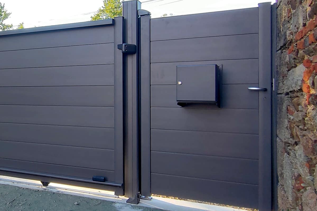 Clôture alu gamme Optimo modèle Phénix - RAL2900