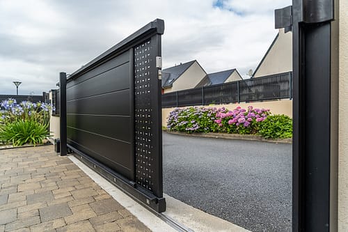 portail-coulissant-signature-tahoma-c255-portillon-signature-aster-255-clotures-origin-cl255-tahoma-cl255-cotes-d-armor-22-5 portail-coulissant-signature-tahoma-c255-portillon-signature-aster-255-clotures-origin-cl255-tahoma-cl255-cotes-d-armor-22-5