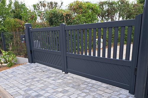 portail-battant-alu-classic-aragon-ral-7016-3 Portail battant alu gamme Classic modèle Aragon - RAL7016