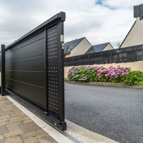 portail-coulissant-signature-tahoma-c255-portillon-signature-aster-255-clotures-origin-cl255-tahoma-cl255-cotes-d-armor-22-5 portail-coulissant-signature-tahoma-c255-portillon-signature-aster-255-clotures-origin-cl255-tahoma-cl255-cotes-d-armor-22-5