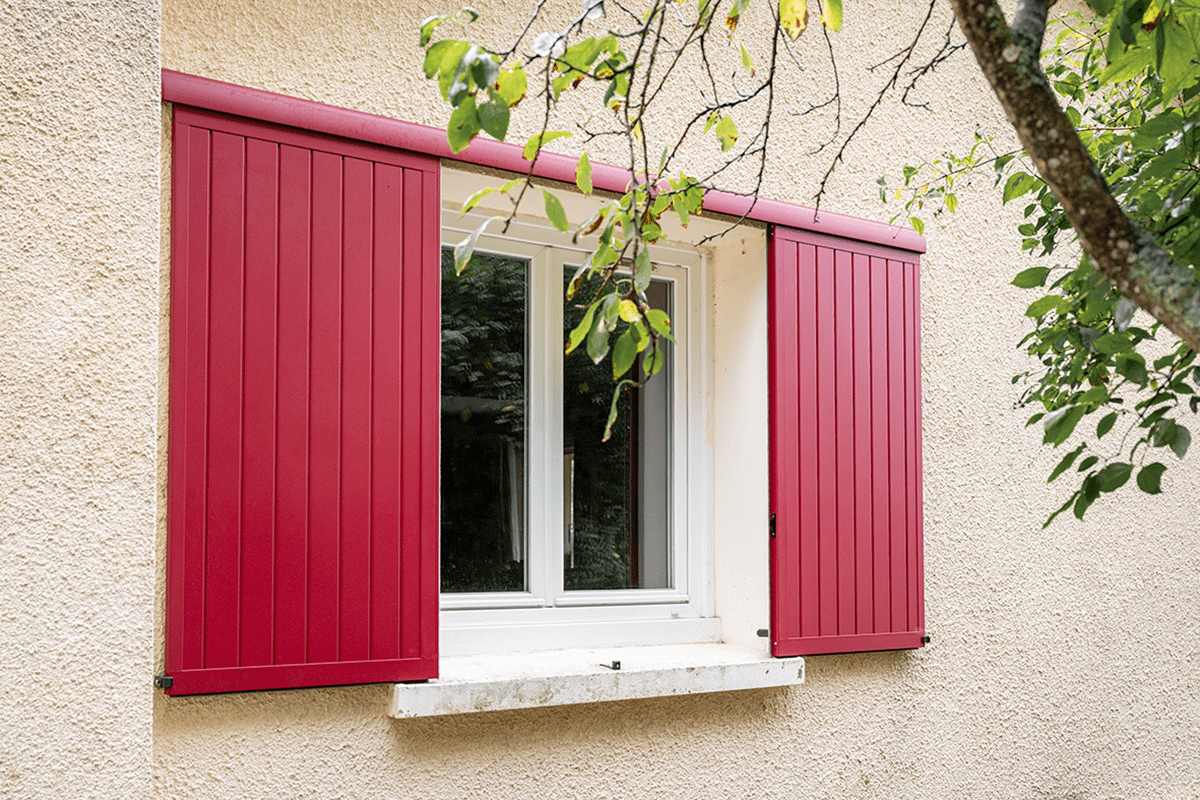 Volets coulissants gamme Élégance modèle Rubis - RAL3004
