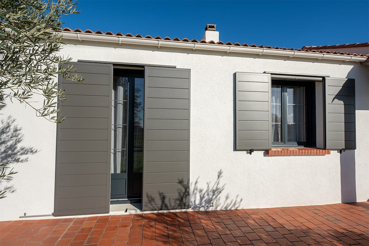 Volets coulissants gamme Exclusive modèle Annapurna - RAL2900