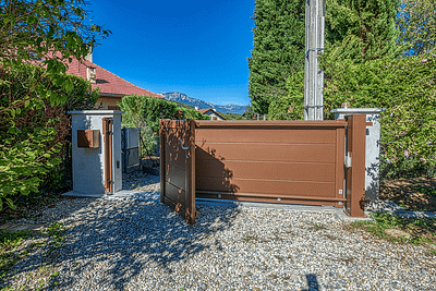 Portail coulissant avec portillon intégré Origin – Gamme Signature